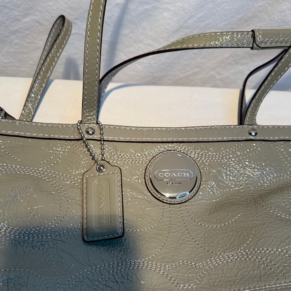 Coach Olive Green Tote Bag - Picture 14 of 14